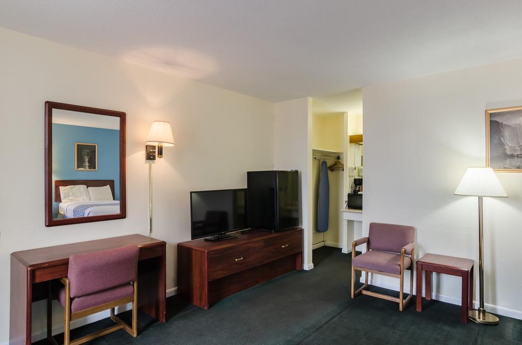 Alamo Inn & Suites Gillette Esterno foto